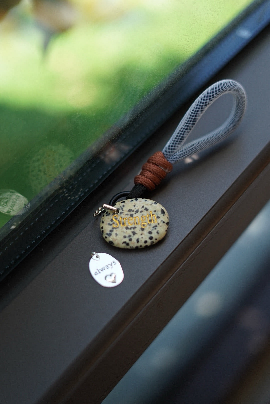 Worrystone keychain
