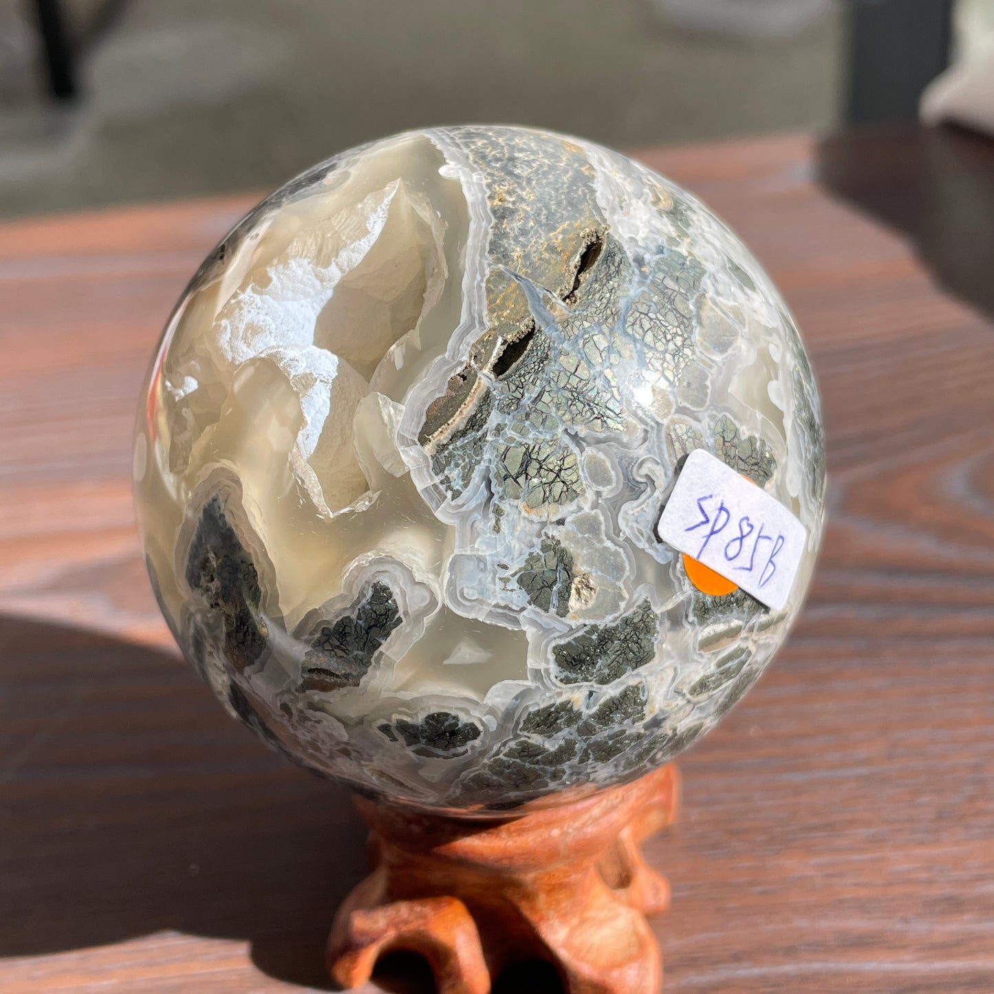 Crystal spheres